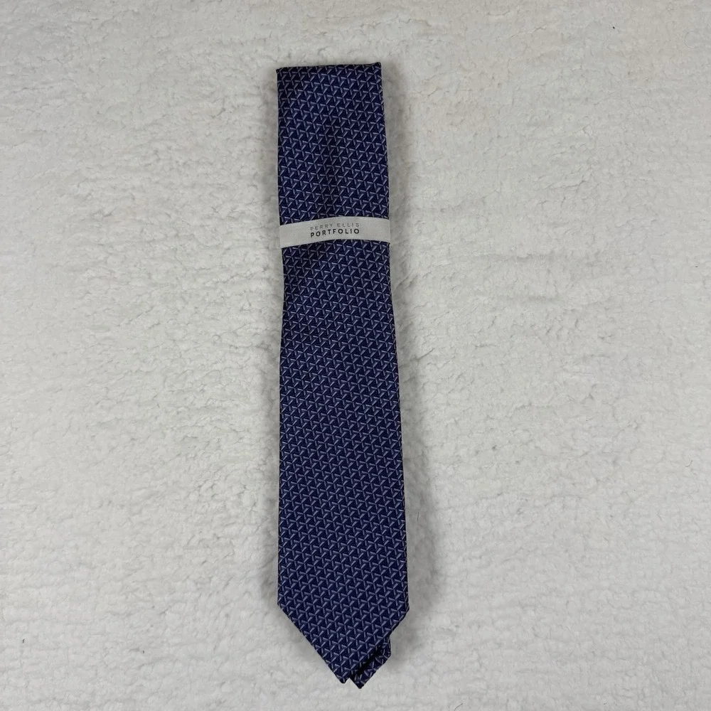 PERRY ELLIS Portfolio Men's 100% Polyester Tie ~ Mackin Geo ~ NEW MSRP: $55.00